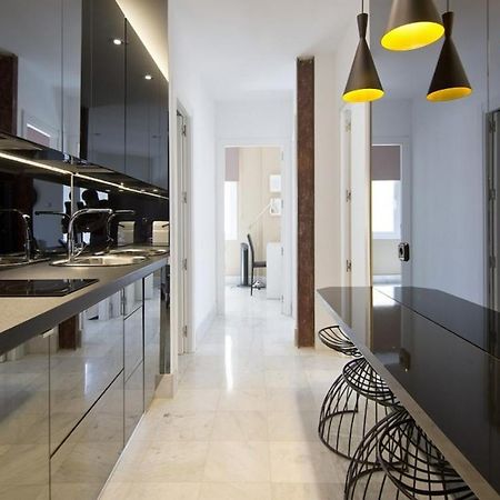 Amazinn Places Embajadores I Madrid Buitenkant foto